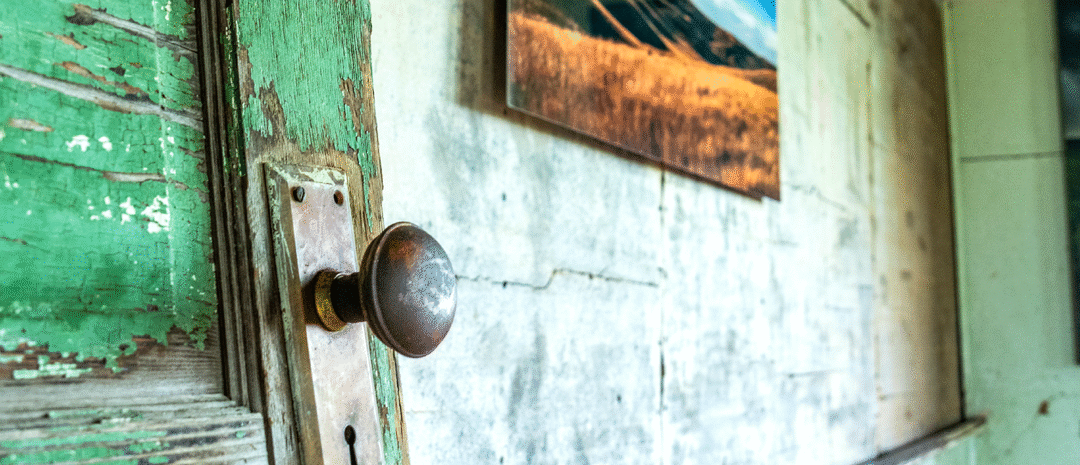 Photographer captures ‘soul of the prairie’ in one-room school